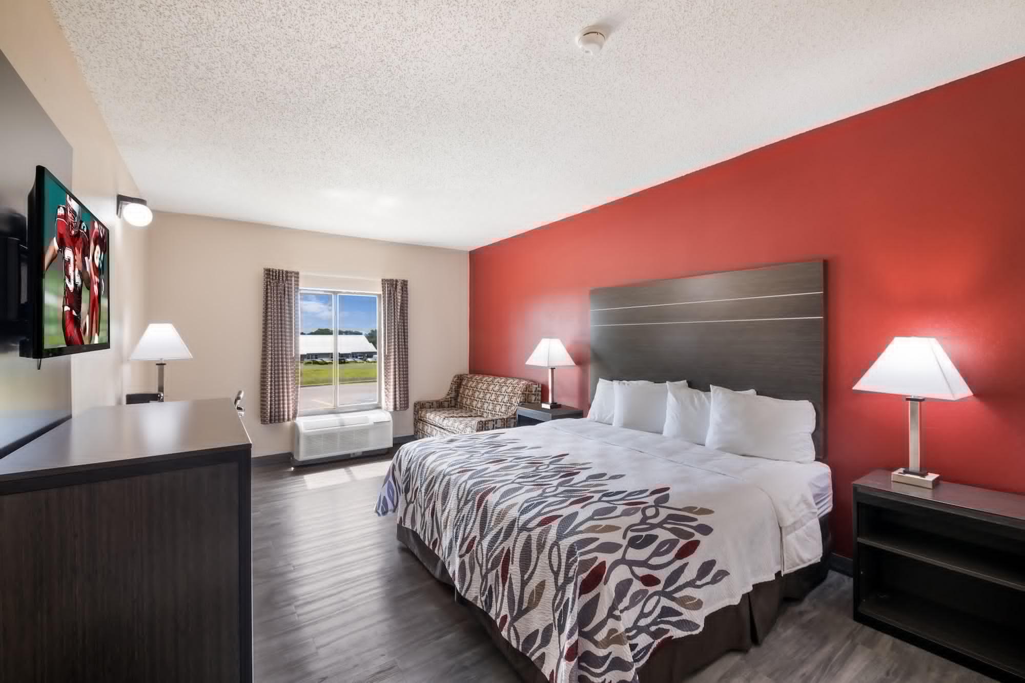 Red Roof Inn & Suites Austin East - Manor Exterior photo