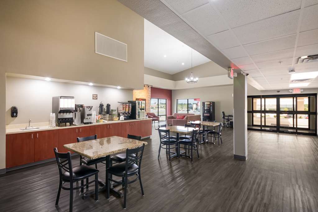 Red Roof Inn & Suites Austin East - Manor Facilities photo